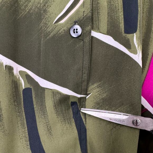 Rafaella Vintage Olive Green & Fuchsia Palm Print Short Sleeve Button Up Blouse - Picture 7 of 9